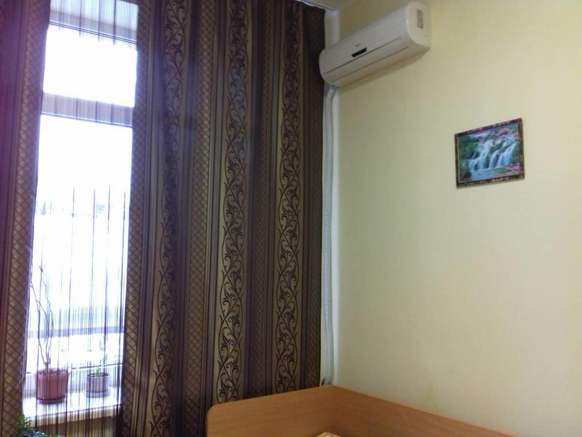 Hotel As 1 Ужгород Екстериор снимка