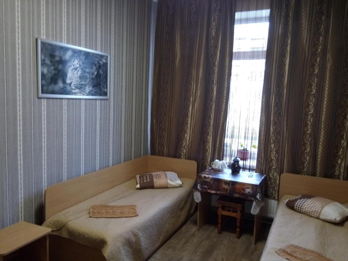 Hotel As 1 Ужгород Екстериор снимка